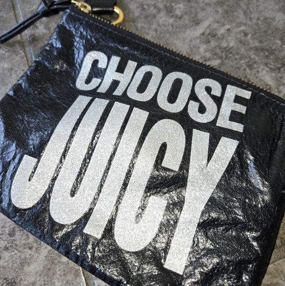RARE vintage Y2K Juicy Couture "Choose Juicy" genuine leather wristlet clutch - Picture 5 of 14